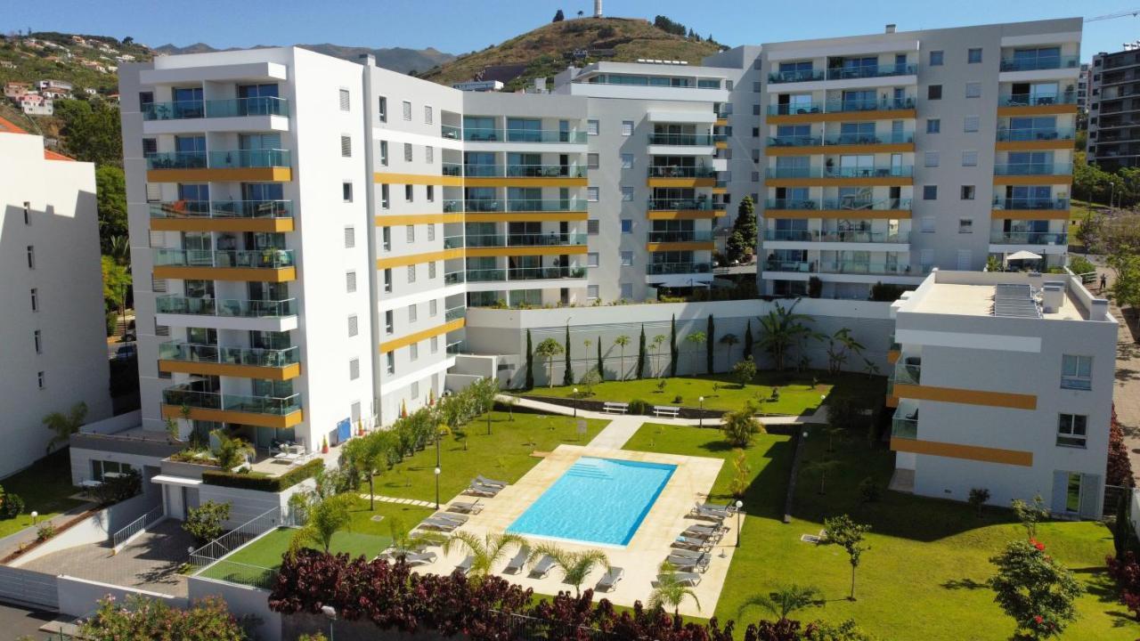 Rainbow Apartment By Lovelystay Funchal  Esterno foto